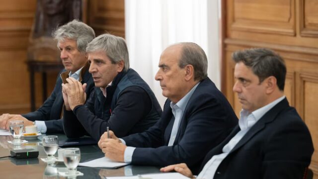 Orrego participó del encuentro con Nación por el uso de los dólares “del colchón”