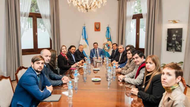 Cumbre minera: Orrego recibió a gobernadores en la previa de la Conferencia Internacional del Cobre