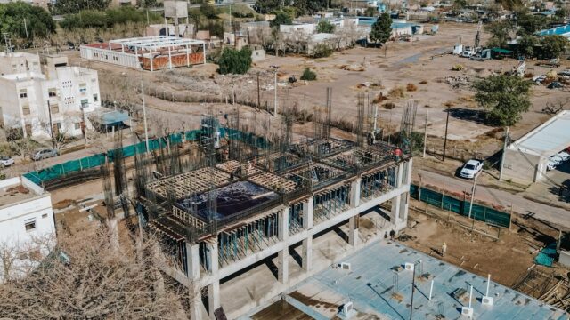 La construcción del nuevo Instituto Odontológico supera el 30 % de avance