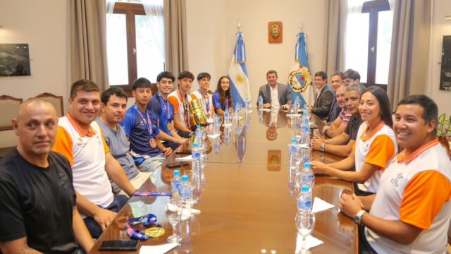 🟢 🏅 Orrego recibió a los “embajadores deportivos” sanjuaninos tras una histórica cosecha de triunfos