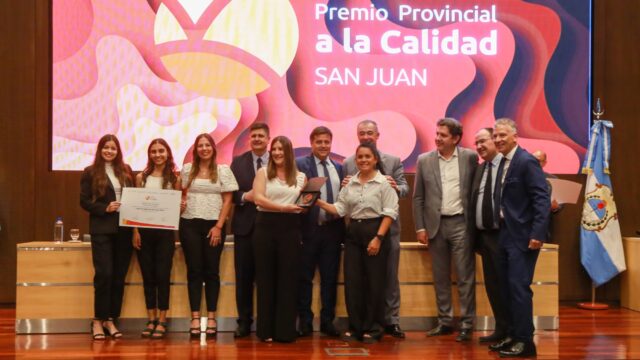 🏆 Se entregó el Premio Provincial a la Calidad 2025, en un acto que celebró la excelencia en la gestión