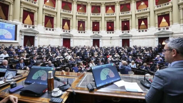 🏛️ Milei convocó a sesiones extraordinarias: presupuesto, reformas y un temario cargado para cerrar diciembre