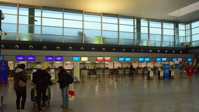 ✈️ Cancelaciones y reprogramaciones de vuelos por paro de controladores aéreos en la previa de las Fiestas