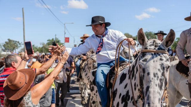 🐎 La Cabalgata de la Fe llegó a la Difunta Correa y estrenó un predio renovado