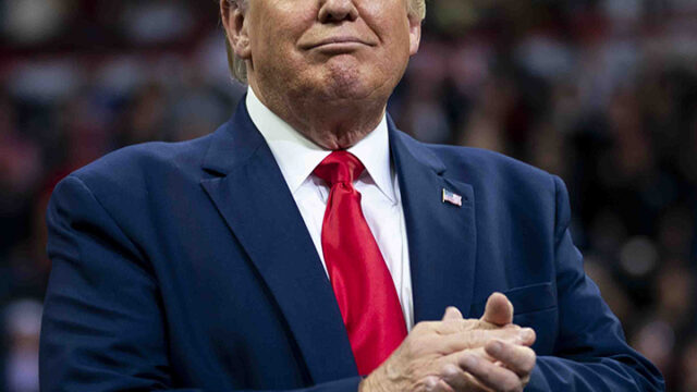 Trump afirma haber mantenido diálogos con Irán y ordena suspender por cinco días los ataques a infraestructura persa
