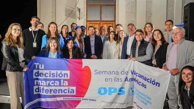 💉 Orrego lanzó una nueva edición de VacunArte+ y encabezó acciones sanitarias en San Juan