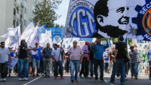 Movilización y reclamos: qué pasará este jueves 30 de abril y quiénes adhieren a las medidas de fuerza