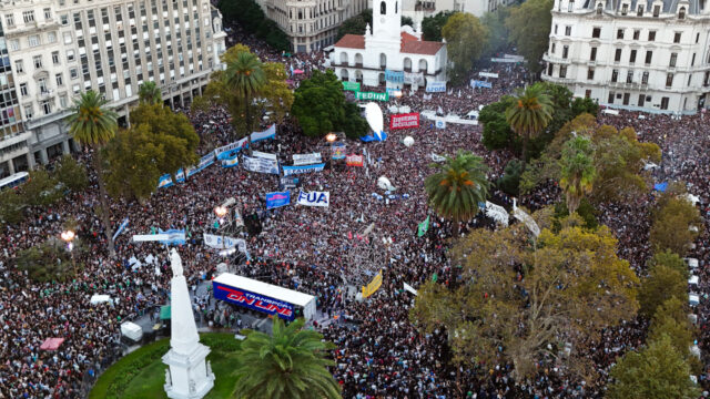 El Gobierno endureció su postura tras la Marcha Universitaria y volvió a vincular el reclamo con sectores opositores