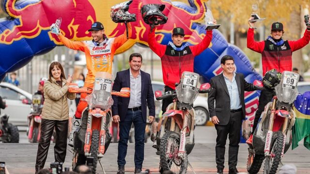 🏁 Orrego coronó a los campeones del Desafío Ruta 40 y destacó el impacto internacional del evento en San Juan