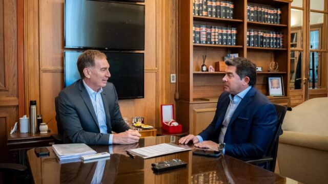 SANTILLI RECIBIÓ AL GOBERNADOR MARCELO ORREGO EN CASA ROSADA