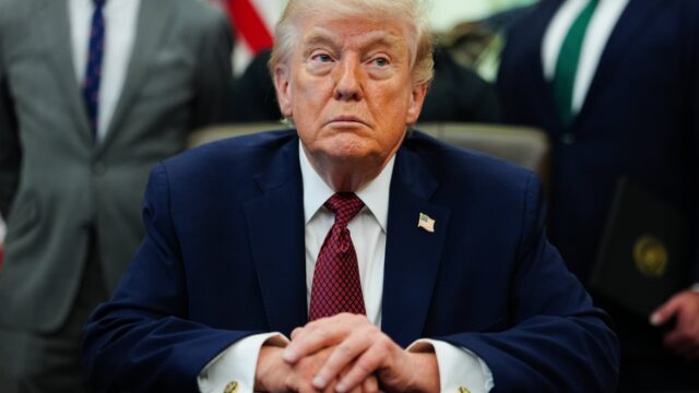 Trump analiza sus próximos pasos frente al conflicto entre Israel e Irán