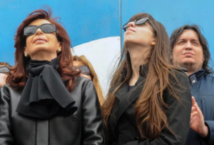 Vialidad: Cristina Kirchner presentó un recurso de queja ante la Corte Suprema para evitar el decomiso de los bienes de sus hijos