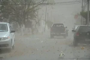 Alerta por viento sur y jornada fresca este martes en San Juan
