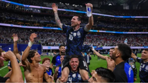Argentina va por el bicampeonato mundial ante España