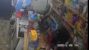 Asaltaron un almacén de barrio Cabot y difundieron el video para alertar a los vecinos
