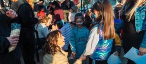 Capital ofrece talleres y canje de figuritas del Mundial en vacaciones de invierno