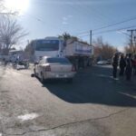 Chocaron un camión municipal y un auto en una esquina de Albardón