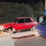 Choque frontal en Albardón dejó dos autos destruidos y sin heridos graves