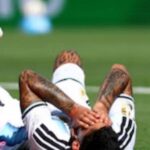 Cuti Romero se lesionó y salió de la final del Mundial ante España