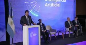 El Gobierno nacional removió al secretario de Ciencia y Tecnología