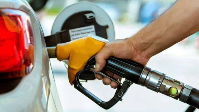 El petróleo podría sumarle hasta 2,5 puntos a la inflación de 2026