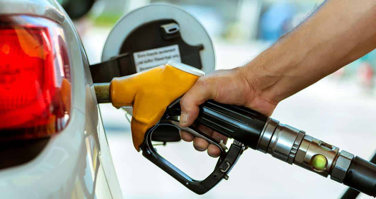 El petróleo podría sumarle hasta 2,5 puntos a la inflación de 2026