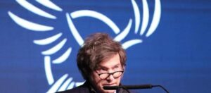 Karina Milei impulsa la reelección de su hermano para 2027