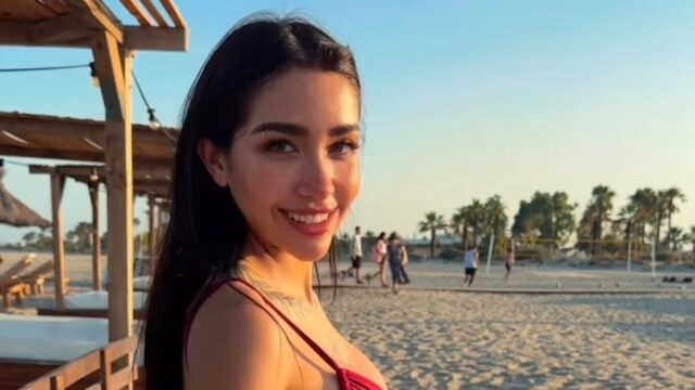 María Becerra compartió un video en microbikini y le dedicó un mensaje a J Rei