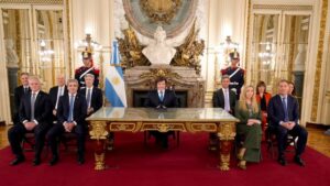 Milei anunció por cadena nacional una reforma del Banco Central
