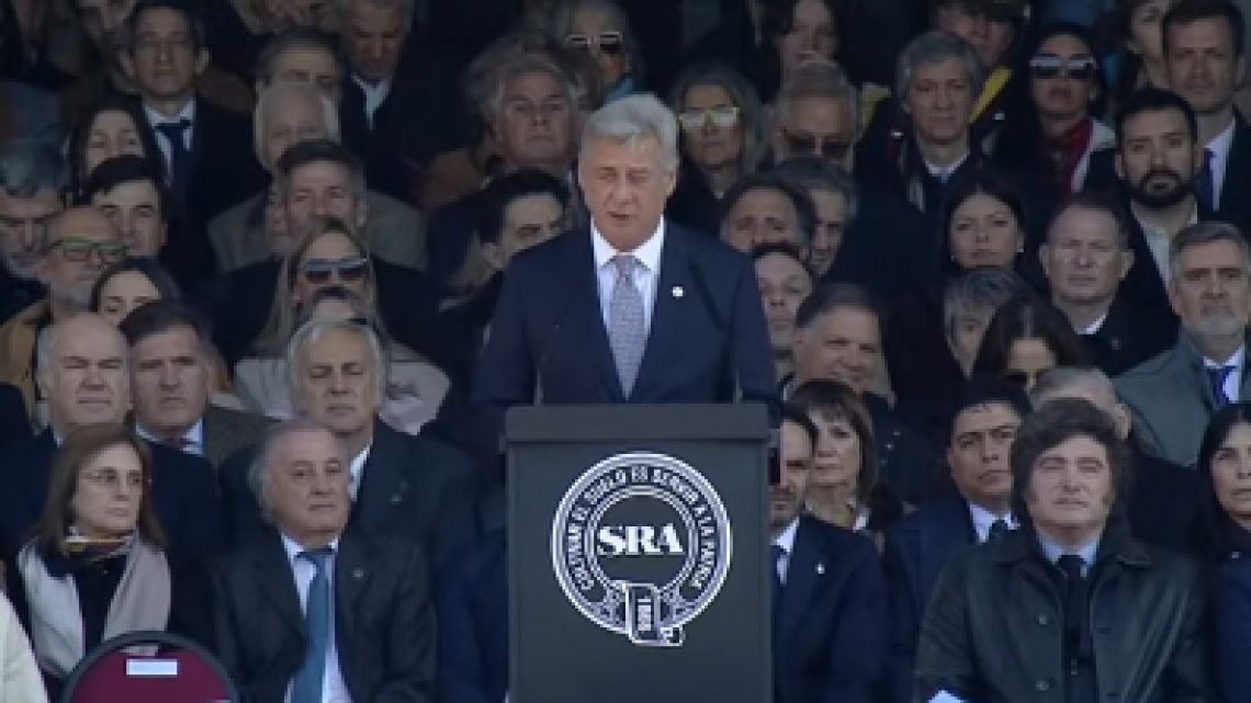 Milei encabezó el acto de apertura de la Rural de Palermo