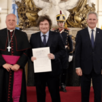 Milei recibió al nuevo nuncio y avanza la organización de la visita papal
