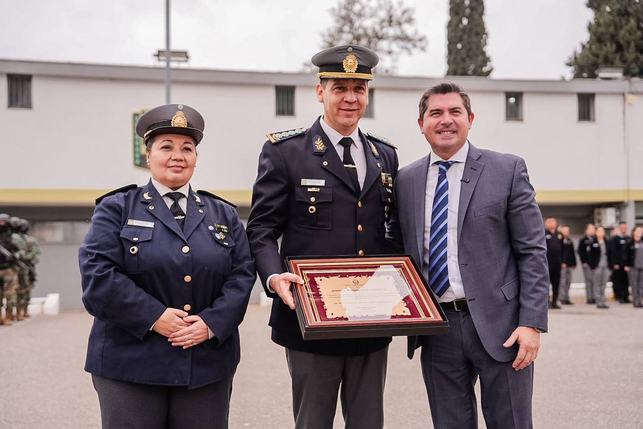 Orrego encabezó el acto por el Día del Agente Penitenciario en San Juan