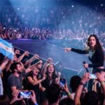 Rosalía generó abucheos en Chile tras un gesto hacia el público argentino
