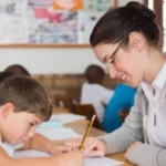 San Juan aumenta 10,75% el subsidio para docentes integradores