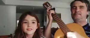 Un payador y su hija emocionan con una canción para la Selección