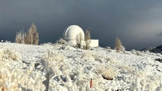 Una intensa nevada cubrió de blanco el Parque El Leoncito en Calingasta