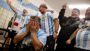 Veteranos de Malvinas festejaron la remontada de Argentina ante Inglaterra
