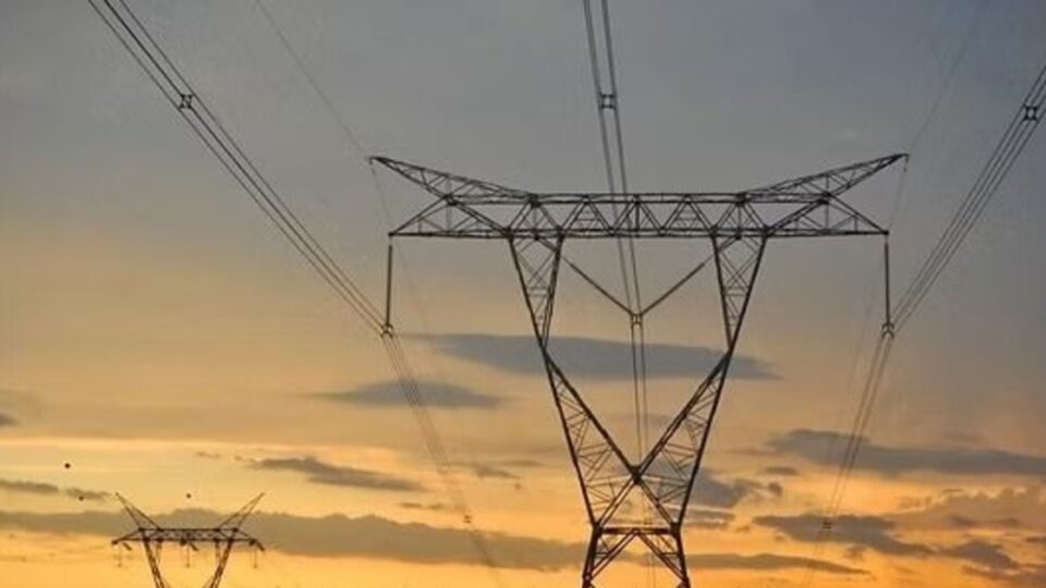 Vicuña logró el aval para construir la línea eléctrica de 500 kV en San Juan