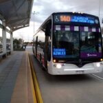 Gobierno de San Juan niega deudas con empresas de transporte