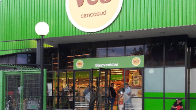 Robaron un Rapipago dentro de un supermercado Vea de Rawson y se investiga un millonario botín