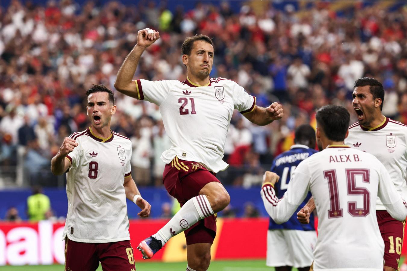 España goleó a Francia y se clasificó a la final del Mundial 2026