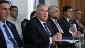Operaron de urgencia al gobernador de Tucumán y le colocaron un stent tras sufrir un problema coronario