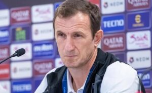 Arruabarrena fue autocrítico tras la clasificación de Boca: “De esta manera nos va a costar mucho”