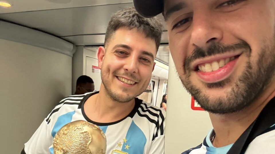 “Nos gritaban ‘chau, Messi’”: el relato del sanjuanino que se tuvo que fumar el festejo español