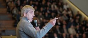 Caputo aseguró que el dólar estará estable de cara a las elecciones de 2027