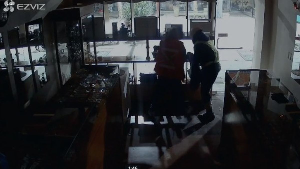 Creen que el robo a la joyería del microcentro fue planificado