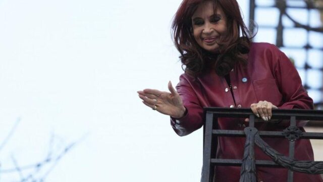 Cristina Kirchner recupera su pensión tras fallo judicial
