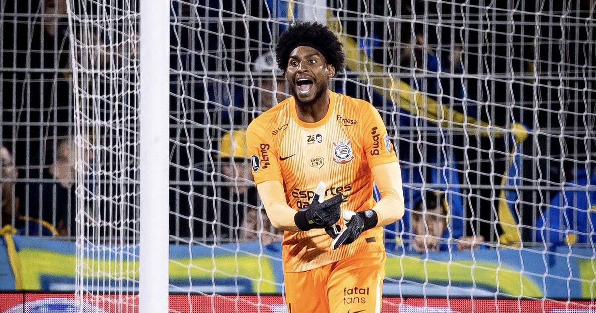 Denuncian racismo contra el arquero de Corinthians en Rosario