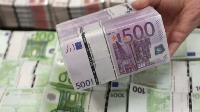 El euro se mantuvo estable en Venezuela y cerró la semana en 861 bolívares