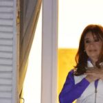 Embargaron el departamento donde Cristina Kirchner cumple arresto domiciliario